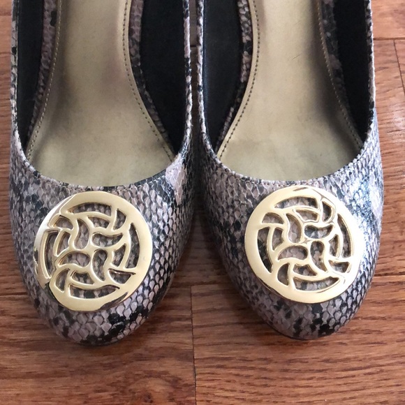 Women’s dress shoe wedges - Picture 2 of 6